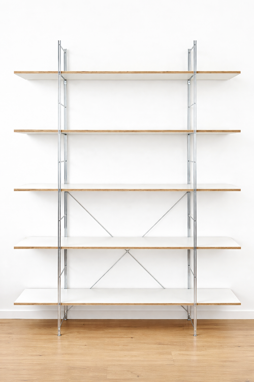 Luub One Design-Regal aus Holz und Stahl
Modernes Bücherregal für Wohnzimmer
Minimalistisches Designer-Regal mit Holzböden