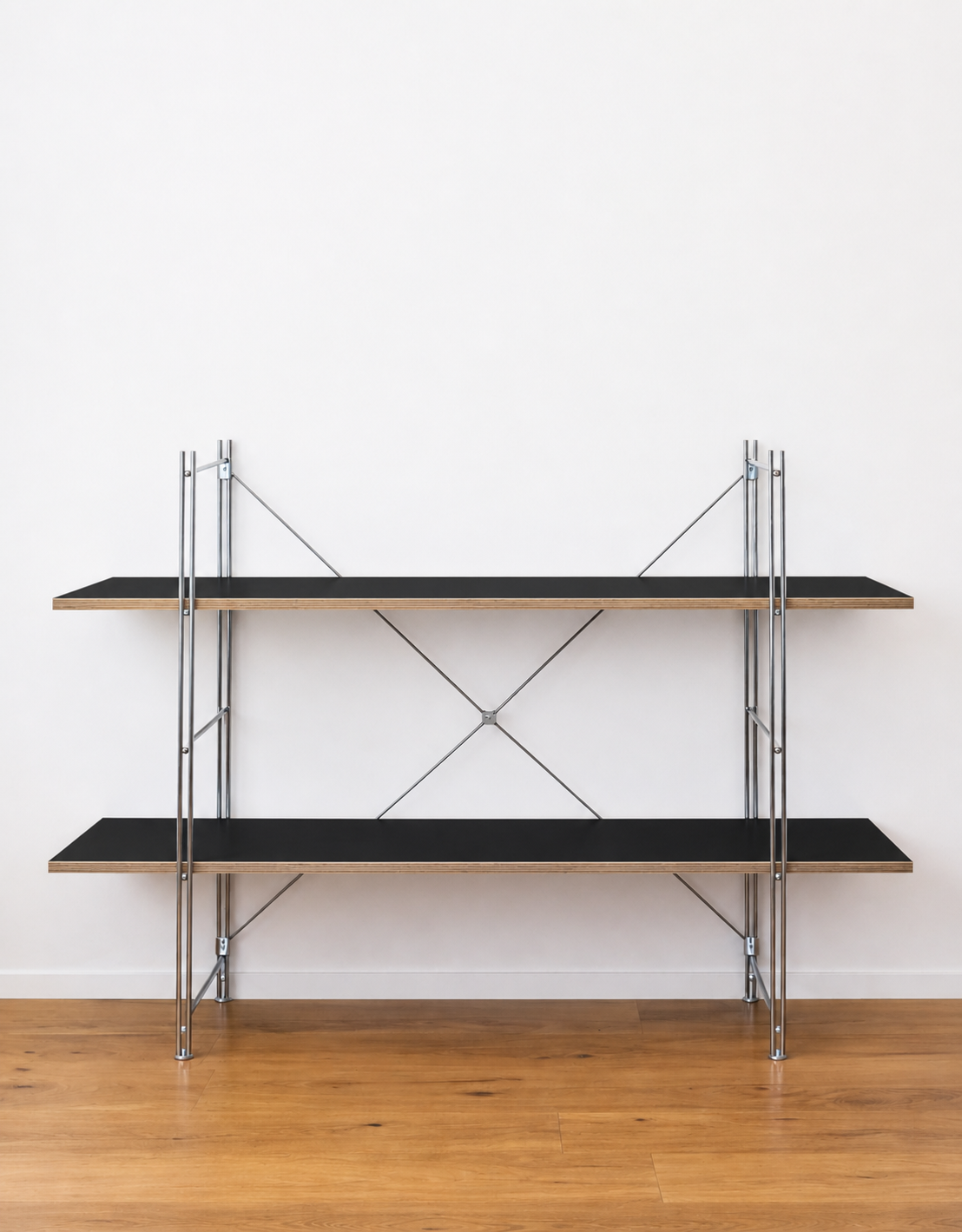 Luub Petit Leiterregal – Modernes Regal für Wohnzimmer & Flur - kleines design Regal aus Holz und Stahl und chrome